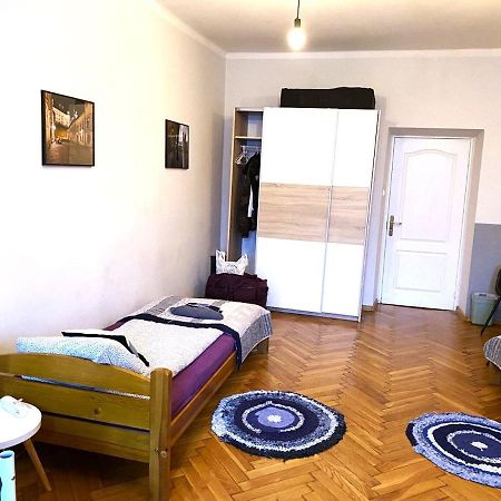 Lares And Penates Apartamento Cracovia Exterior foto