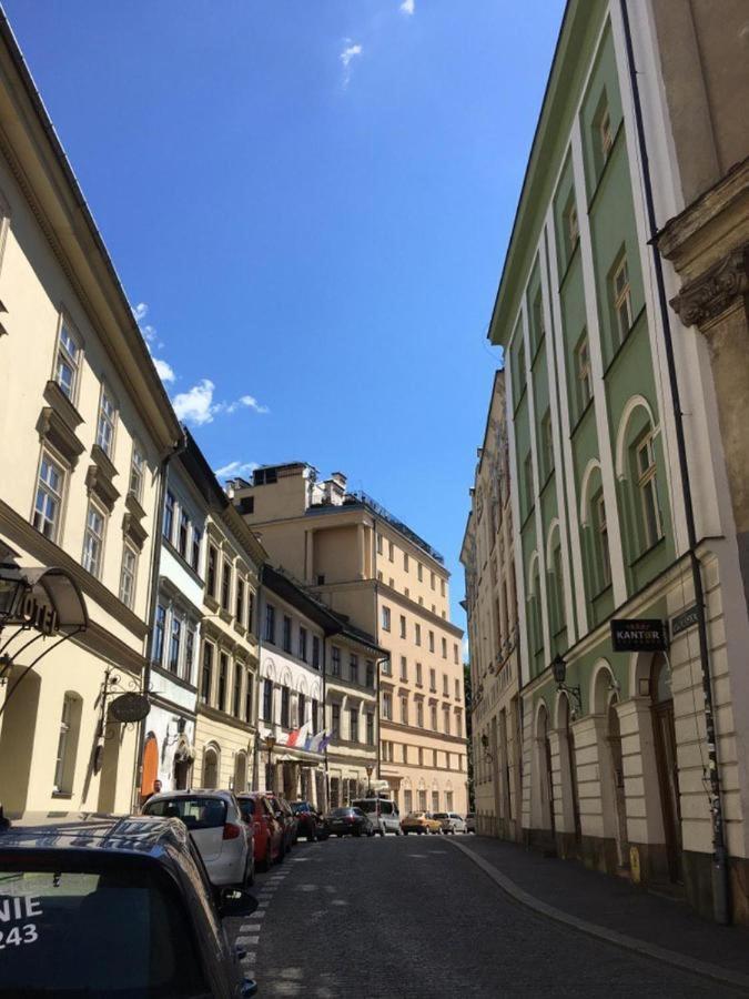 Lares And Penates Apartamento Cracovia Exterior foto