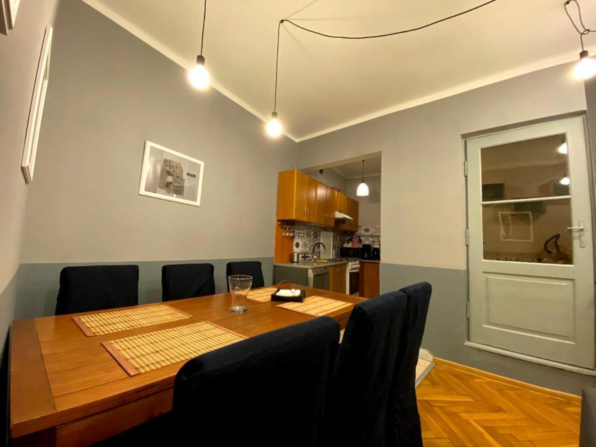 Lares And Penates Apartamento Cracovia Exterior foto