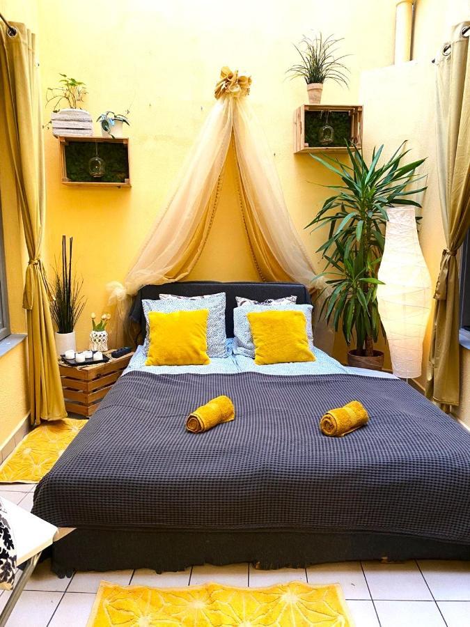 Lares And Penates Apartamento Cracovia Exterior foto